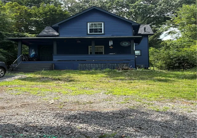 Photo 3 of Sale Pending at 1503 Clinton Rd, Shaler, PA 15116 | MLS# 1768726 | Listing updated on 2026-08-27