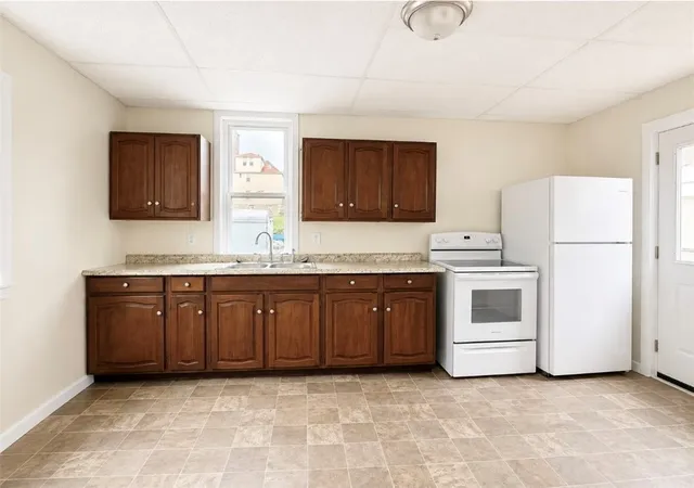 Photo 3 of Single family home for sale at 206 3rd Street, Freeport Boro, PA 16229 | MLS# 1768431 | Listing updated on 2026-08-28