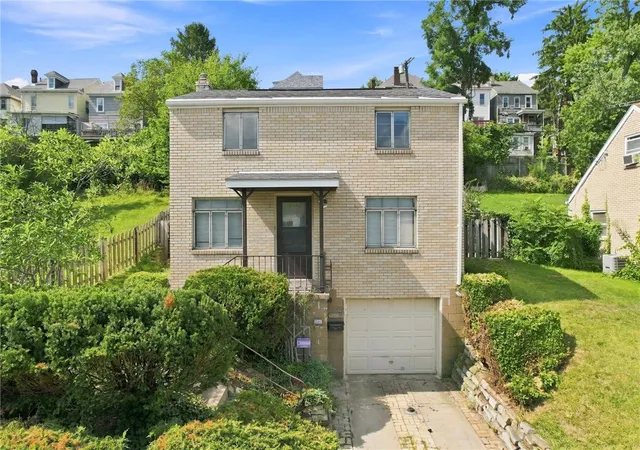 Photo 1 of Single family home for sale at 225 Alries St, Carrick, PA 15210 | MLS# 1768745 | Listing updated on 2026-08-07