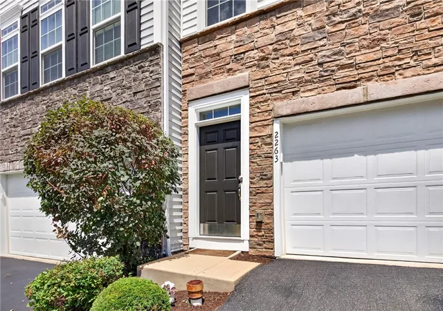 Photo 3 of Townhouse for sale at 2263 Flint Dr, South Strabane, PA 15301 | MLS# 1768619 | Listing updated on 2026-10-03
