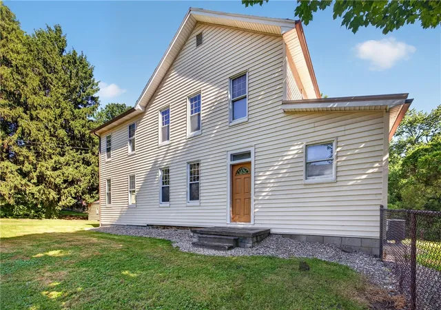 Photo 2 of Single family home for sale at 3127 Mill St, Wampum, PA 16157 | MLS# 1768215 | Listing updated on 2026-08-24