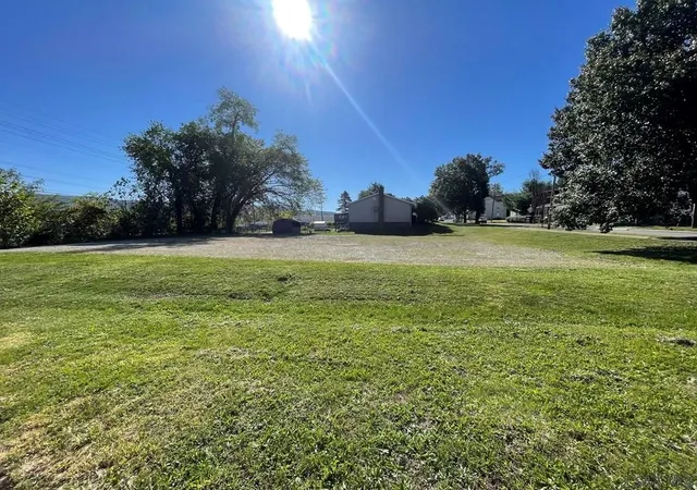 Photo 4 of Land for sale at 409 South 8th St, Connellsville, PA 15425 | MLS# 1768757 | Listing updated on 2026-08-07