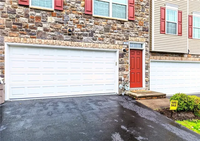 Photo 3 of Townhouse for sale at 683 Freedom Dr, Collier Twp, PA 15106 | MLS# 1768781 | Listing updated on 2026-08-28