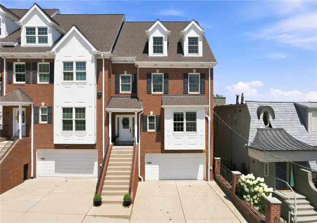 Photo 1 of Townhouse for sale at 620 Grandview Ave, Mt Washington, PA 15211 | MLS# 1768814 | Listing updated on 2026-08-21