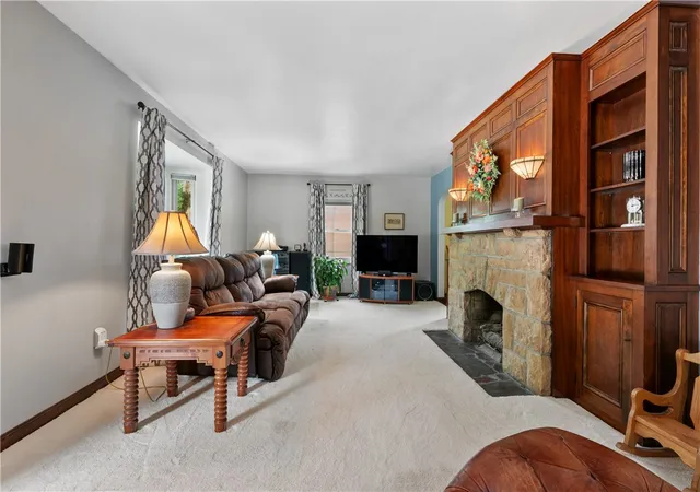 Photo 3 of Single family home for sale at 808 Catalpa St, New Kensington, PA 15068 | MLS# 1768402 | Listing updated on 2026-08-11