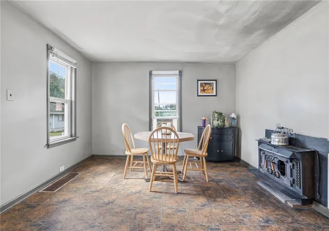 Photo 4 of Single family home for sale at 50 Cloverdale St, Hempfield Twp, PA 15619 | MLS# 1768872 | Listing updated on 2026-08-07