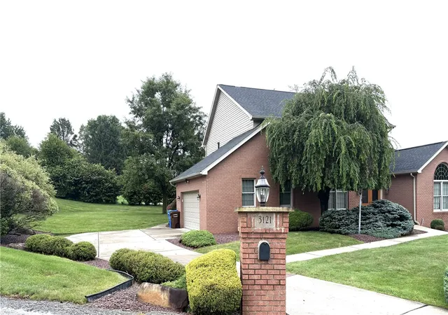 Photo 3 of Single family home for sale at 3121 Algonquin Trl, Lower Burrell, PA 15068 | MLS# 1768463 | Listing updated on 2026-08-08