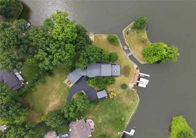 Photo 2 of Single family home for sale at 330 Manito Trl, Jackson Twp, PA 16137 | MLS# 1767016 | Listing updated on 2026-08-17