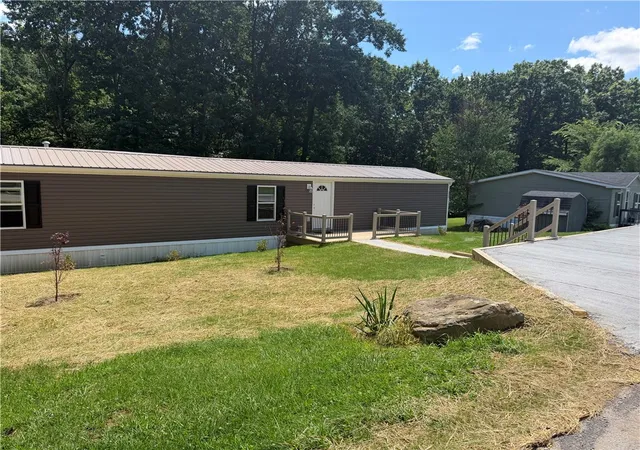 Photo 2 of Single family home for sale at 232 Sunny Hl Dr, Adams Twp, PA 16059 | MLS# 1768682 | Listing updated on 2026-08-08