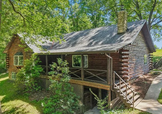 Photo 2 of Single family home for sale at 168 Airlane Dr, Hanover Twp, PA 15050 | MLS# 1768945 | Listing updated on 2026-08-20
