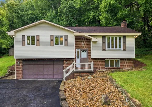 Photo 2 of Single family home for sale at 130 Beale Rd, Buffalo Twp, PA 16055 | MLS# 1768932 | Listing updated on 2026-08-23