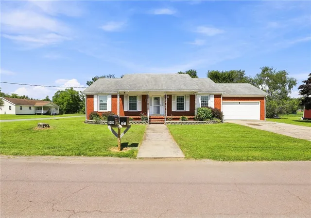 Photo 4 of Sale Pending at 201 2nd Avenue, Meyersdale Boro, PA 15552 | MLS# 1768912 | Listing updated on 2026-08-12