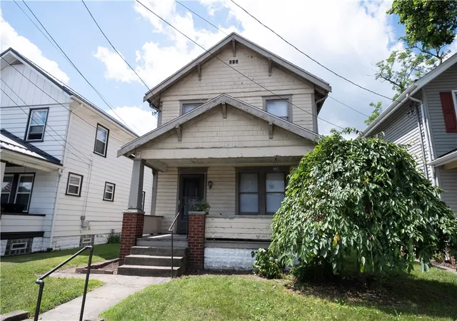 Photo 2 of Single family home for sale at 1332 Atlantic Ave, Monaca, PA 15061 | MLS# 1766493 | Listing updated on 2026-08-24