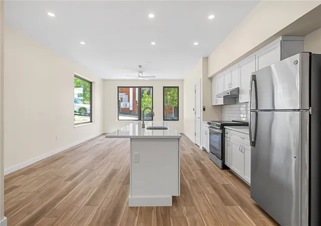 Photo 3 of Condo for sale at 129 Hazelwood Ave, Hazelwood, PA 15207 | MLS# 1768997 | Listing updated on 2026-08-12