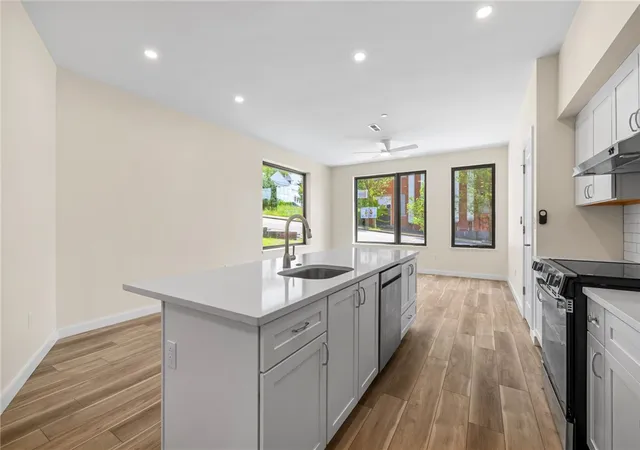 Photo 4 of Condo for sale at 129 Hazelwood Ave, Hazelwood, PA 15207 | MLS# 1768997 | Listing updated on 2026-08-12