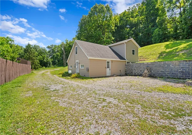 Photo 1 of Single family home for sale at 45 Kettle Dr, South Strabane, PA 15301 | MLS# 1768996 | Listing updated on 2026-08-20