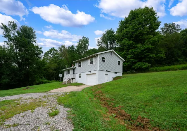 Photo 3 of Single family home for sale at 50 Flat Rd, E Lackawannock Twp, PA 16137 | MLS# 1769001 | Listing updated on 2026-10-01