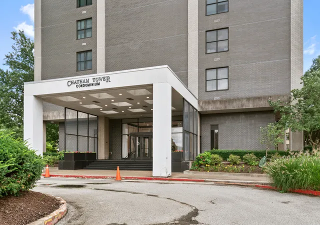 Photo 1 of Condo for sale at 112 Washington Pl #8H, Downtown Pgh, PA 15219 | MLS# 1769036 | Listing updated on 2026-08-09