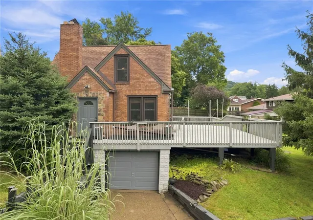 Photo 1 of Single family home for sale at 2014 Hulton Rd, Plum Boro, PA 15147 | MLS# 1768991 | Listing updated on 2026-08-28