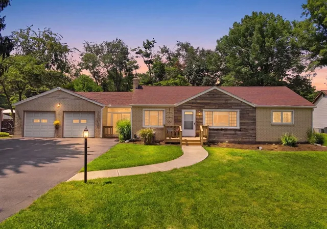 Single family home for sale at 205 Dorseyville Rd, O'Hara, PA 15215 | MLS# 1769067