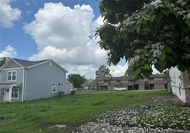 Land for sale at 42 Whiteman Ave, Uniontown, PA 15401 | MLS# 1769084
