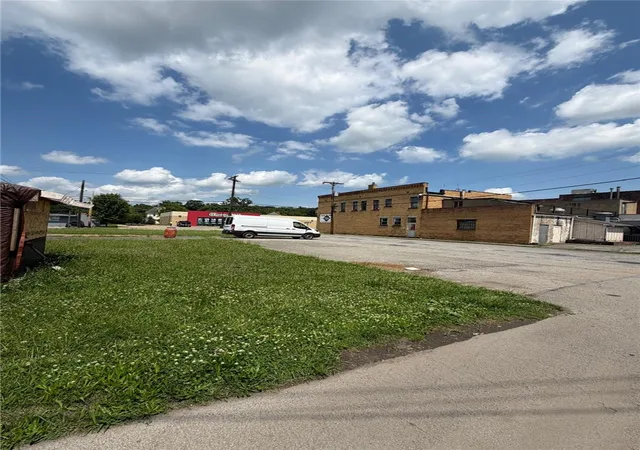 Photo 2 of Land for sale at 709 West Ave, New Castle, PA 16101 | MLS# 1769090 | Listing updated on 2026-08-10