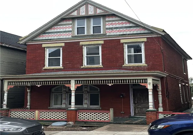 Photo 1 of Single family home for sale at 58 Greenbush St, Mt Washington, PA 15211 | MLS# 1769129 | Listing updated on 2026-08-11