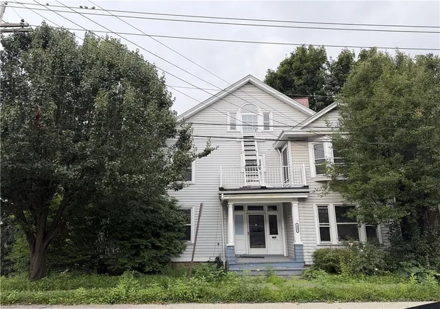 Photo 1 of Single family home for sale at 340 N Pennsylvania Ave, City Of Greensburg, PA 15601 | MLS# 1769121 | Listing updated on 2026-08-10