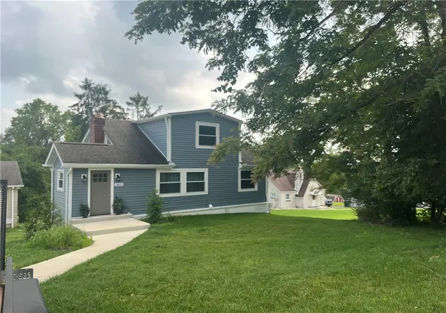 Photo 1 of Single family home for sale at 1611 Guffey Rd, North Huntingdon, PA 15642 | MLS# 1769160 | Listing updated on 2026-08-23