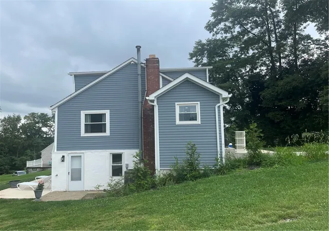 Photo 3 of Single family home for sale at 1611 Guffey Rd, North Huntingdon, PA 15642 | MLS# 1769160 | Listing updated on 2026-08-23