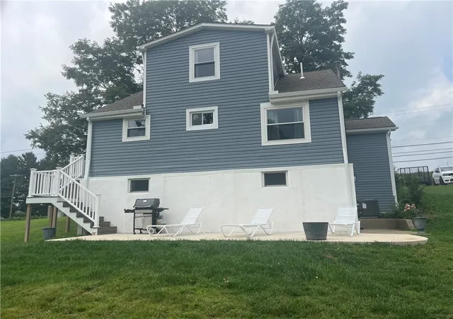Photo 3 of Single family home for sale at 1611 Guffey Rd, North Huntingdon, PA 15642 | MLS# 1769160 | Listing updated on 2026-08-23