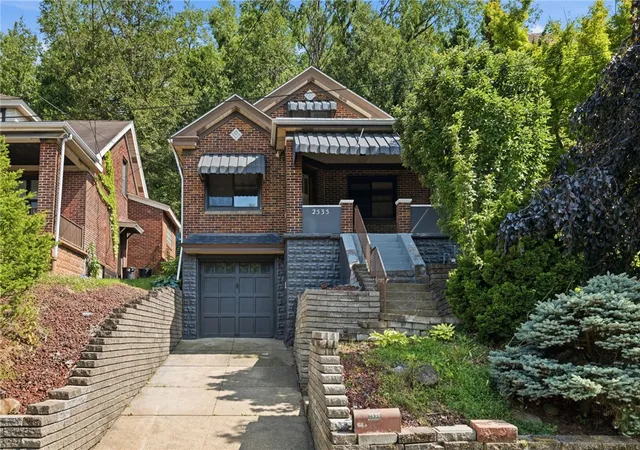 Photo 3 of Single family home for sale at 2535 Homehurst Ave, Overbrook, PA 15234 | MLS# 1769174 | Listing updated on 2026-08-24