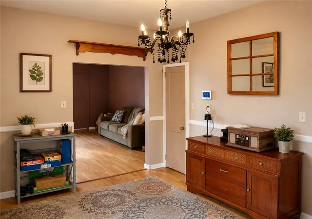 Photo 5 of Single family home for sale at 121 Center Ave, Bellevue, PA 15202 | MLS# 1769184 | Listing updated on 2026-08-11