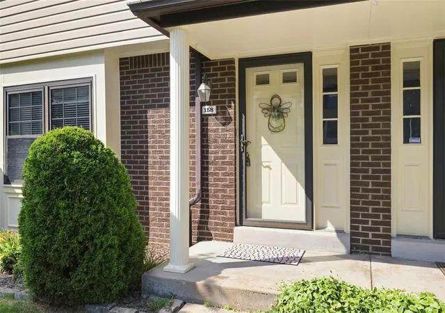 Photo 3 of Sale Pending at 158 Heather Dr, Monroeville, PA 15146 | MLS# 1768462 | Listing updated on 2026-08-14