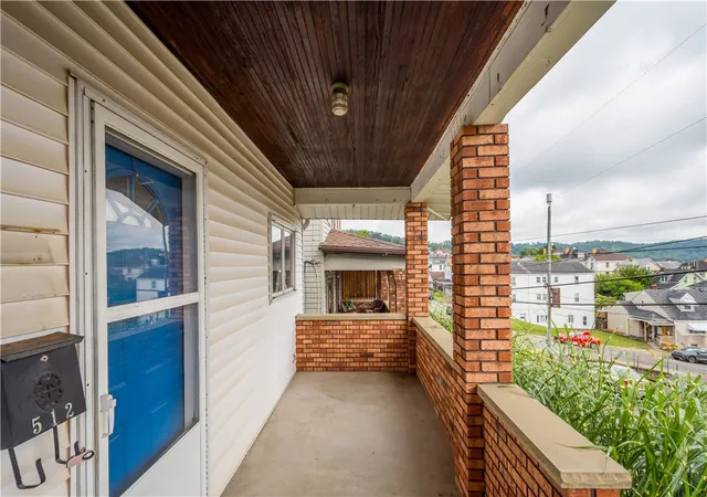 Photo 4 of Single family home for sale at 512 Center Ave, N Charleroi, PA 15022 | MLS# 1769260 | Listing updated on 2026-09-21