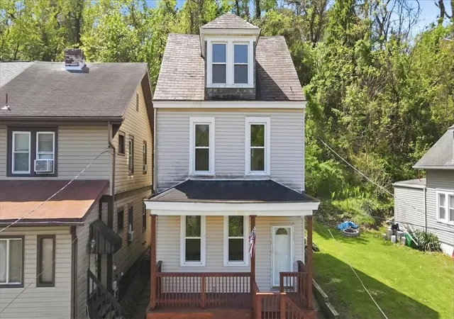 Photo 1 of Single family home for sale at 1237 Ledgedale St, Banksville/westwood, PA 15205 | MLS# 1769239 | Listing updated on 2026-08-28