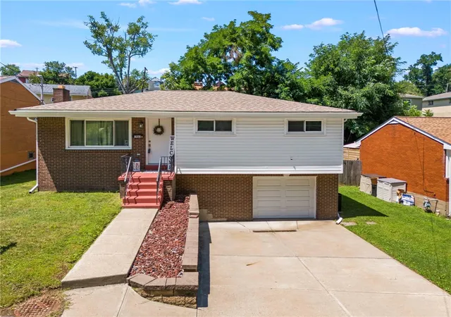Photo 2 of Single family home for sale at 1962 Homestead Duquesne Rd, West Mifflin, PA 15122 | MLS# 1769097 | Listing updated on 2026-08-29