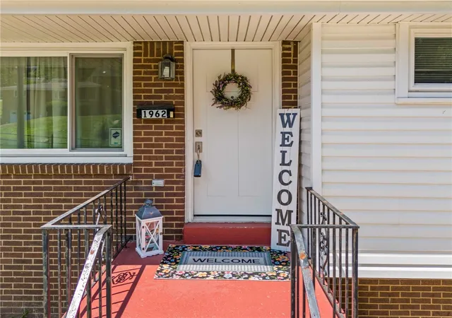 Photo 3 of Single family home for sale at 1962 Homestead Duquesne Rd, West Mifflin, PA 15122 | MLS# 1769097 | Listing updated on 2026-08-29