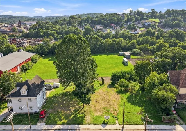 Photo 3 of House for sale at 1095-1099 Jefferson Ave, City Of Washington, PA 15301 | MLS# 1768957 | Listing updated on 2026-08-11
