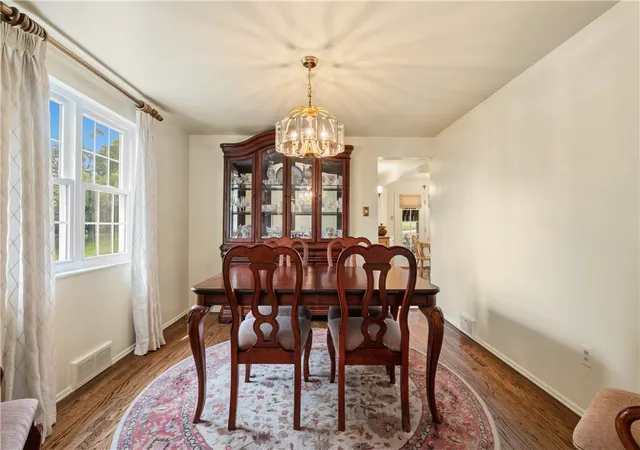 Photo 4 of Single family home for sale at 1271 Cardinal Dr, Scott Twp, PA 15243 | MLS# 1769205 | Listing updated on 2026-08-13