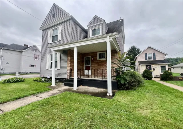 Photo 1 of Single family home for sale at 920 Dewey Ave, New Castle, PA 16101 | MLS# 1769341 | Listing updated on 2026-08-26