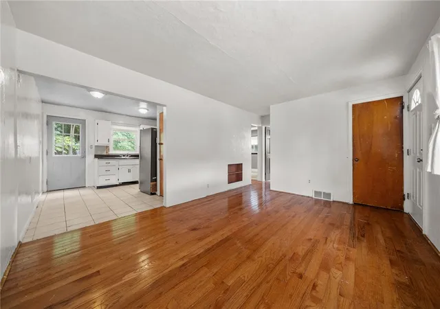 Photo 4 of Sale Pending at 1927 Dartmore St, Overbrook, PA 15210 | MLS# 1768543 | Listing updated on 2026-08-18
