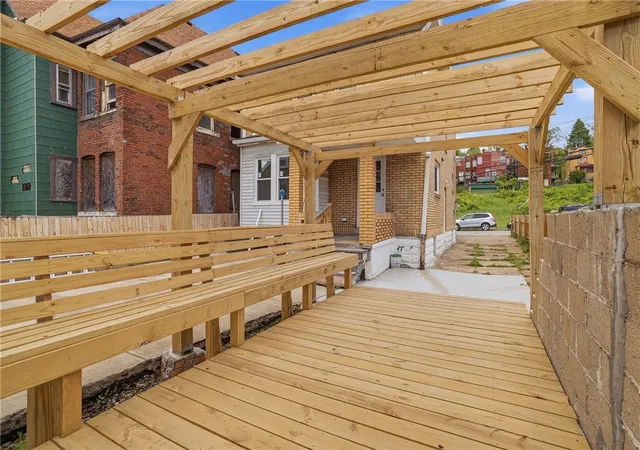 Photo 3 of Single family home for sale at 820 Bryn Mawr Rd, E Pittsburgh, PA 15219 | MLS# 1768952 | Listing updated on 2026-08-11