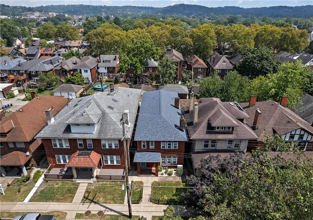 Photo 4 of House for sale at 563 S Braddock Ave, Point Breeze, PA 15221 | MLS# 1769365 | Listing updated on 2026-08-11