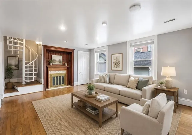 Photo 4 of Condo for sale at 5321 5th Avenue #5, Shadyside, PA 15232 | MLS# 1769417 | Listing updated on 2026-08-11