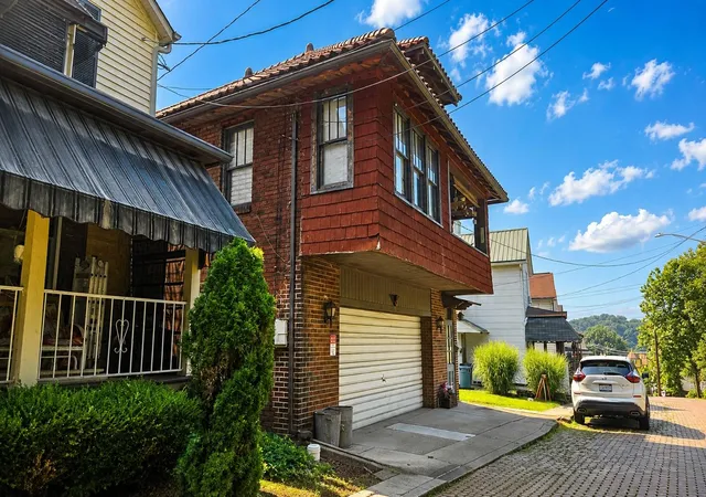 Photo 2 of Sale Pending at 116 15th Street, Vandergrift, PA 15690 | MLS# 1769435 | Listing updated on 2026-08-24