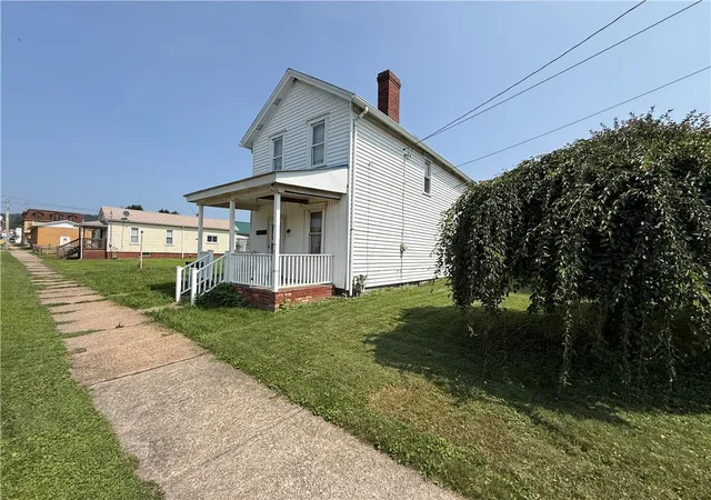Photo 3 of Sale Pending at 414 Westmoreland Ave, Avonmore, PA 15618 | MLS# 1769168 | Listing updated on 2026-08-27