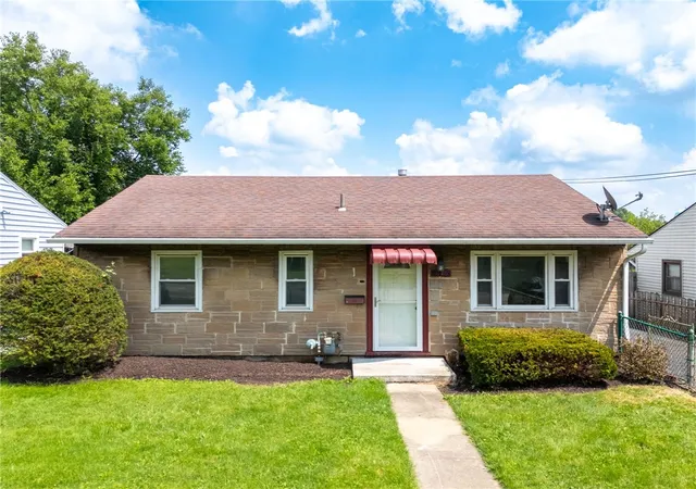 Single family home for sale at 616 Pillow Ave, Cheswick, PA 15024 | MLS# 1769451