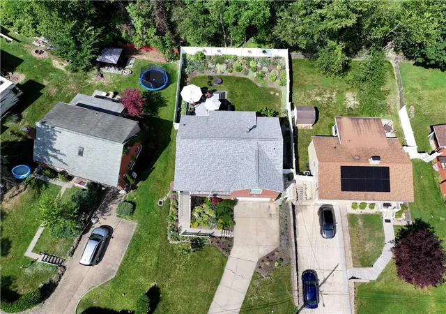 Photo 2 of Sale Pending at 558 Foltz Dr, Penn Hills, PA 15147 | MLS# 1769452 | Listing updated on 2026-08-13