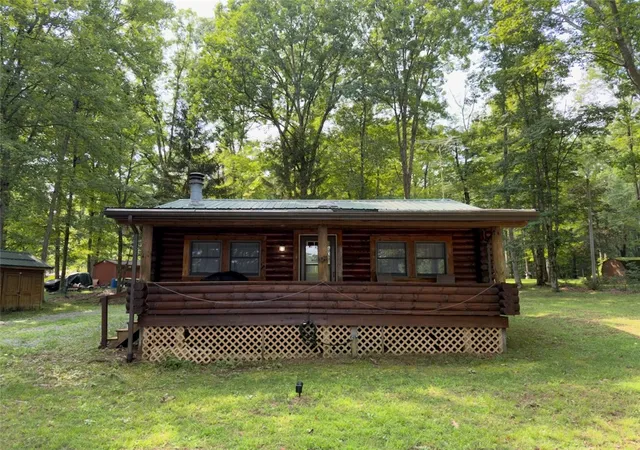 Single family home for sale at 152 Johnston Ln, Allegheny Twp, PA 16373 | MLS# 1769262